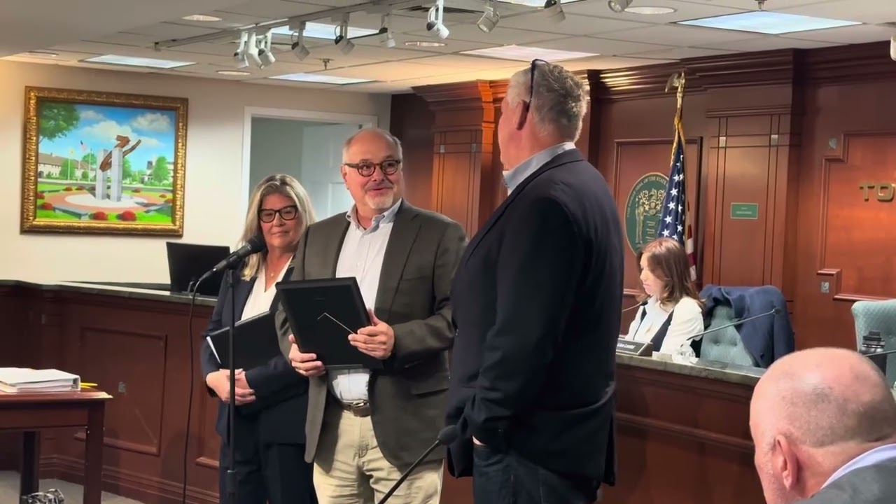 Dan Gallic recognized for 26 years of service to Warren in 2025