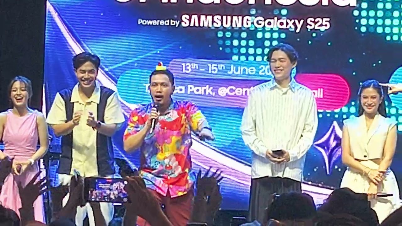 Dian Sastro, Jerome Polin, Darius Sinathrya, Andovi dll di Galaxy Quest of Indonesia Samsung