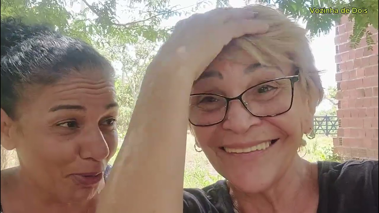 Momentos inesquecíveis no sítio com frutas e muita diversão