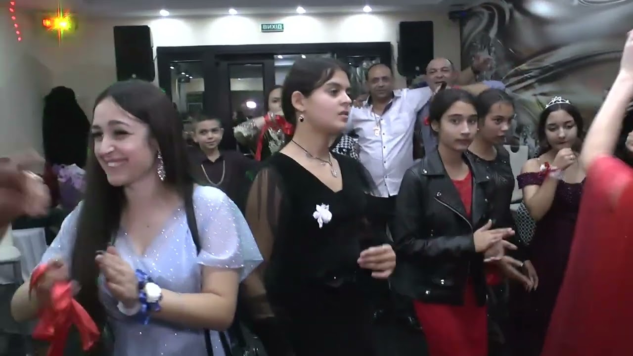Свадьба Рустама и Сурины (город павлоград 6 ч)