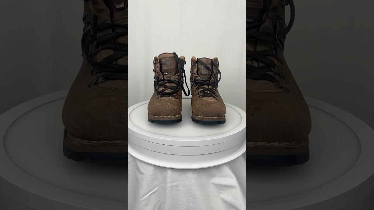 Vintage Meindl Hiking Boots from the 90s. Before and after Glow-Up.