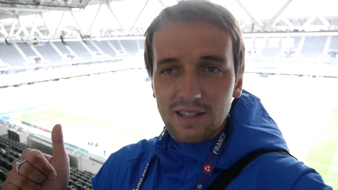 Stade Pierre Mauroy v Lille a tréning Slovenska