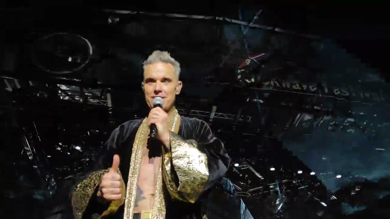 Robbie Williams -Angels                Athens Rockwave Festival 2023