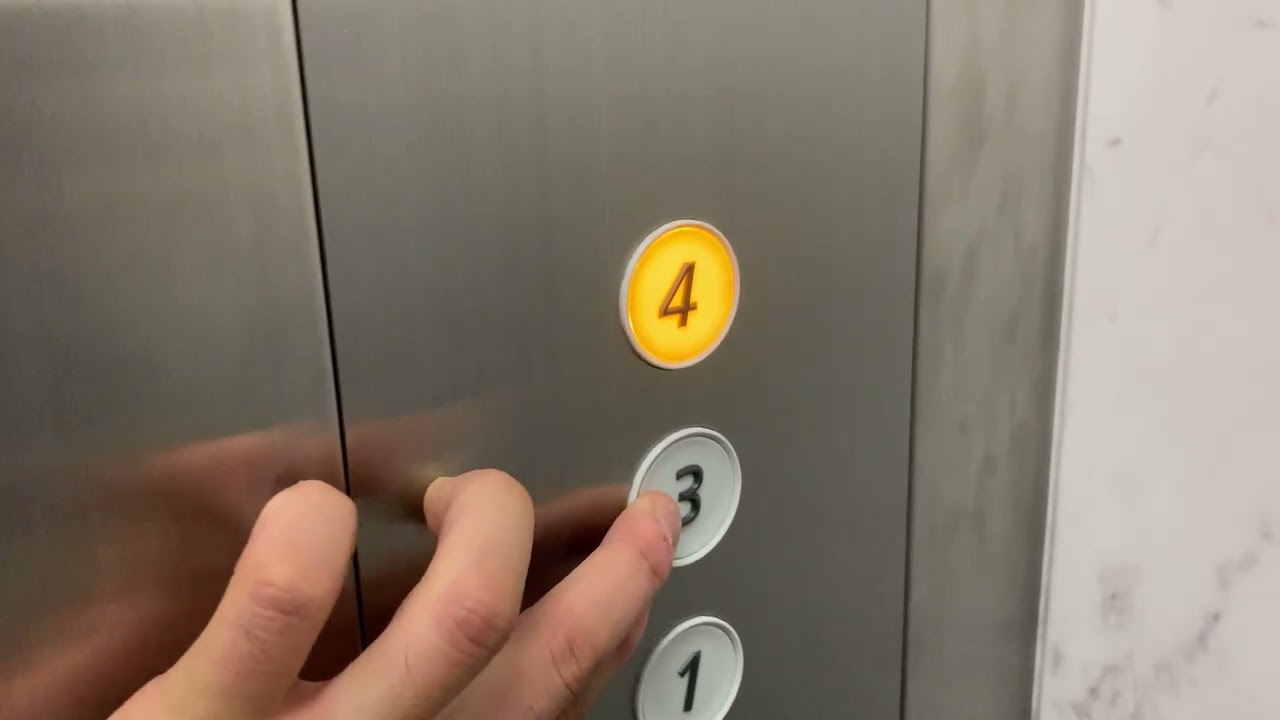 岡山駅バスターミナル付近某ビルのエレベーターvol.2