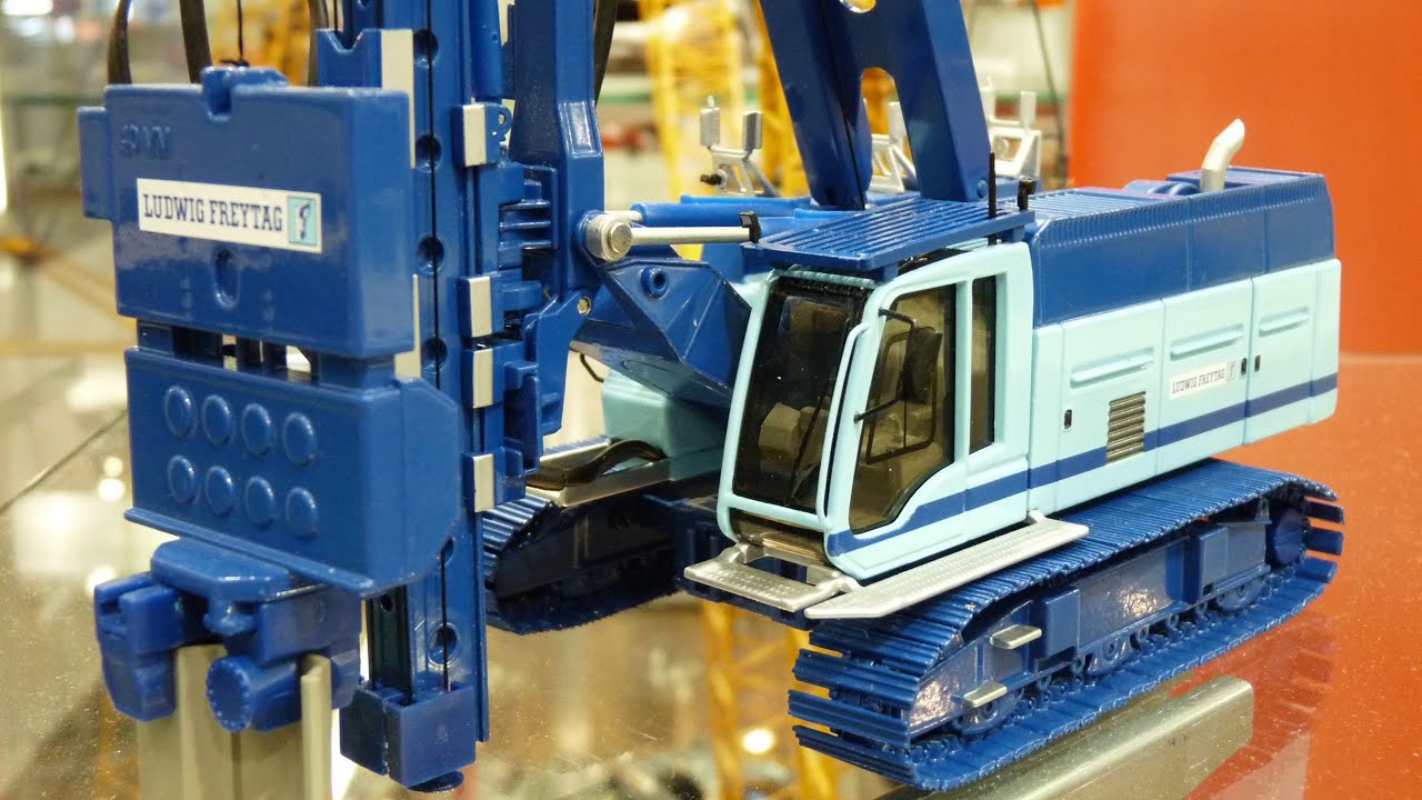 Nuremberg Toy Fair 2011 Show Report by Cranes Etc TV
