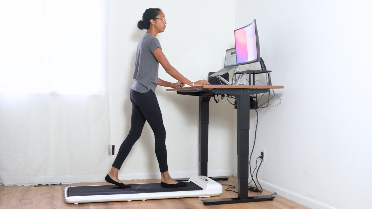 I tried a treadmill under my desk and here&rsquo;s what I think (WalkingPad)