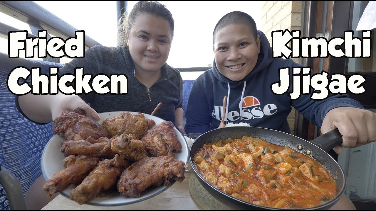 Kimchi Jjigae and Freid Chicken Mukbang - 김치찌개