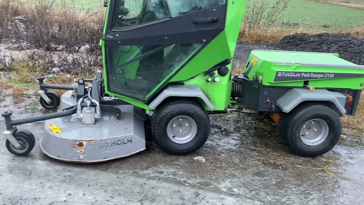 K&ouml;p Redskapsb&auml;rare Egholm Park Ranger 2150 med flera redskap p&aring; Klaravik