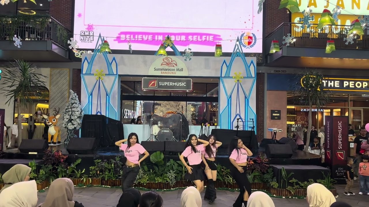 AESPA - SUPERNOVA + RICH MAN dance cover by SYNCNERGY | @SUMMARECON MALL BANDUNG