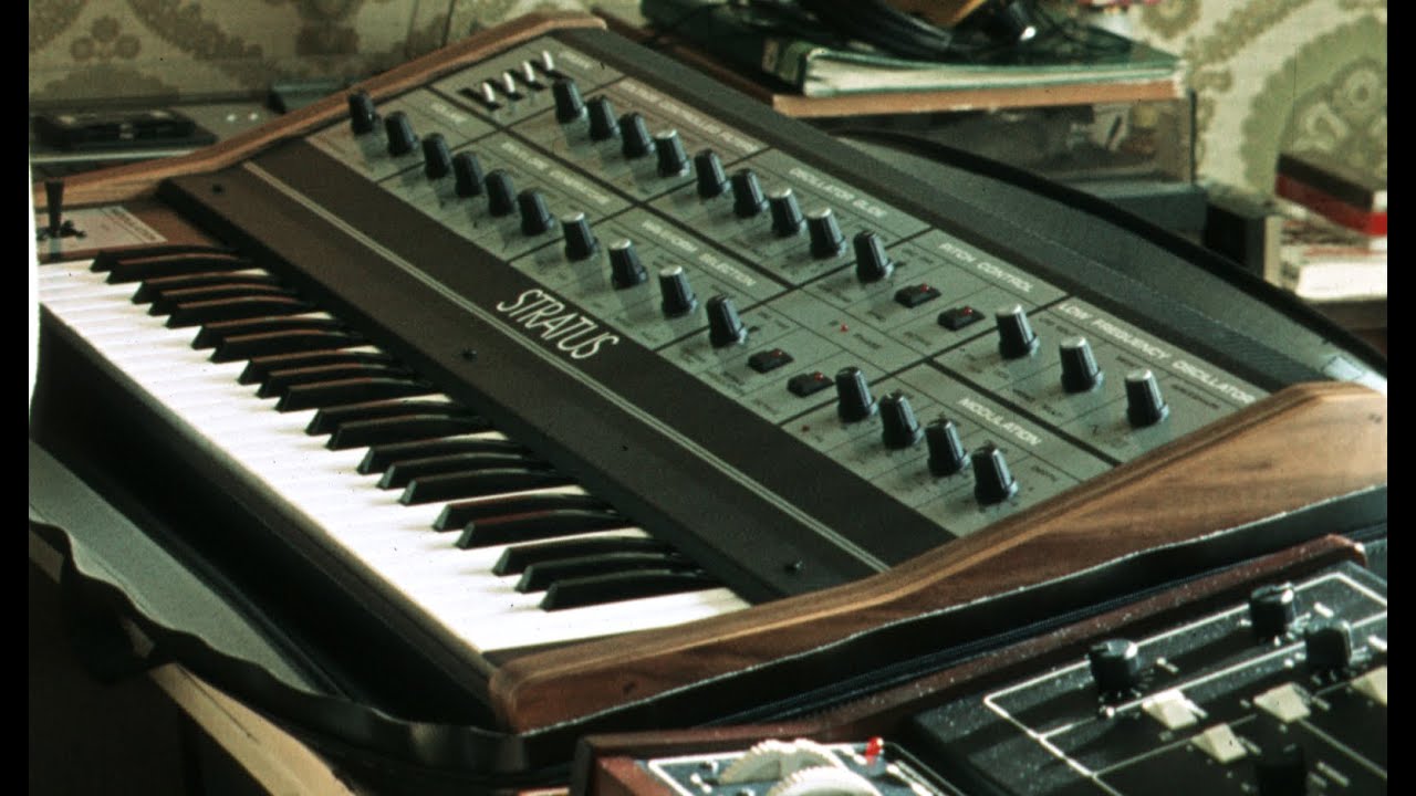 Improvisation 1981 with Crumar Stratus, Moog Prodigy, Yamaha CS-10