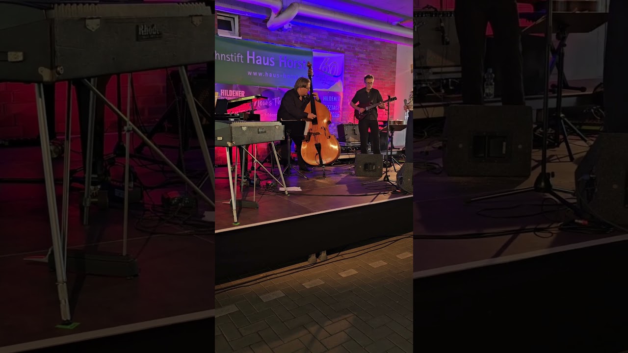 Bass Solo Andr&eacute; Nendza on 