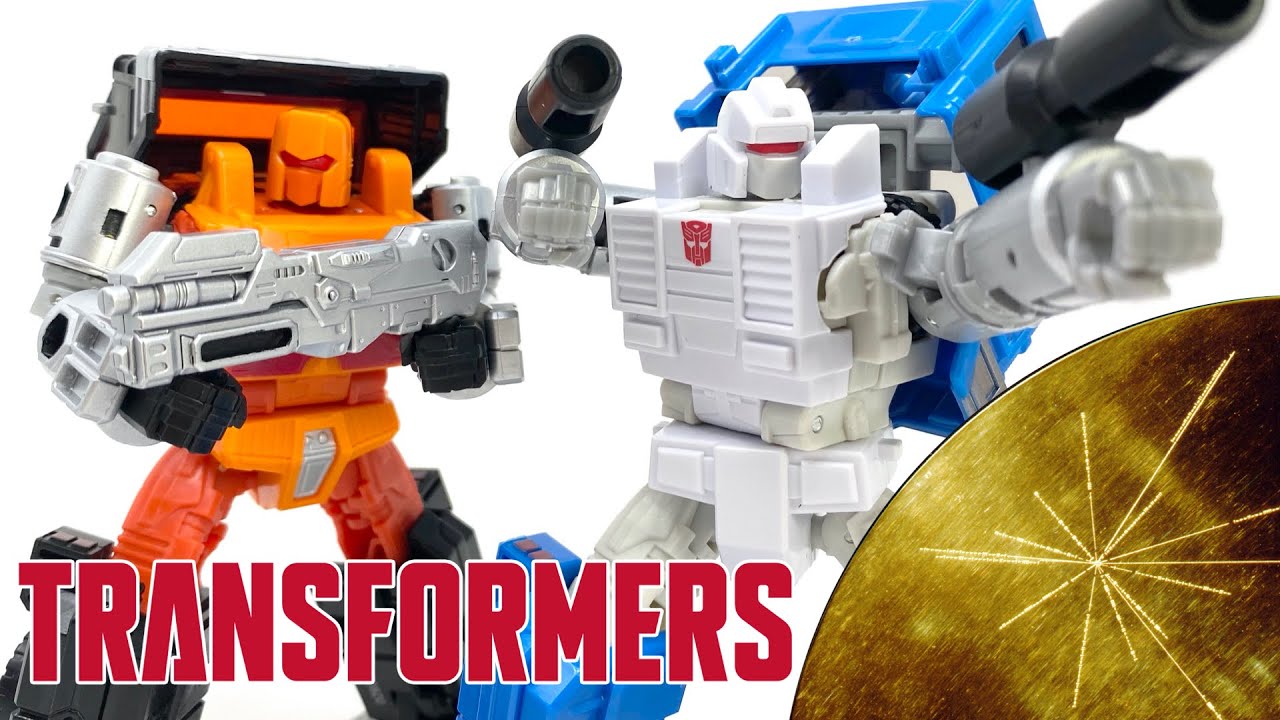 Обзор книги &laquo;Transformers Kingdom Golden Disk Collection&raquo;, глава 1, &laquo;PUFFER & ROAD RANGER&raquo;