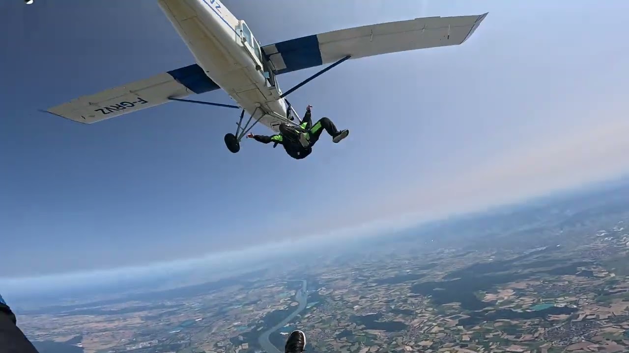 Bi4 chute assis 3ème saut