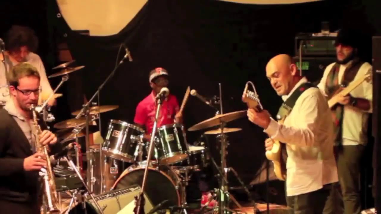 Munir Hossn with Zawinul Syndicate - Madagascar