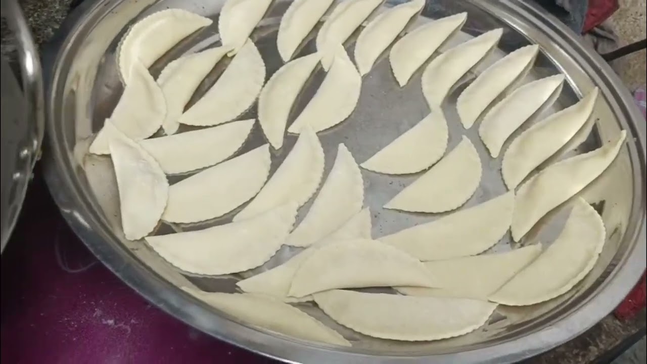 নারকেল চিলি পিঠা