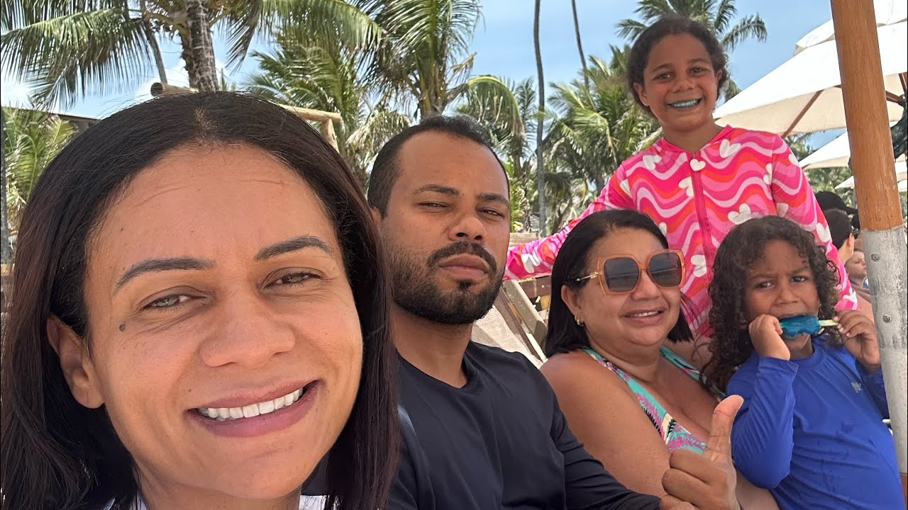 CURTINDO A PRAIA DO RESORT!!! Foi muito legal. 