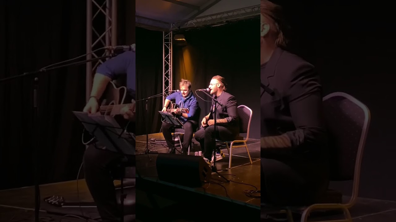 J&oacute;sa Tam&aacute;s & Gell&eacute;r Tam&aacute;s - Here I Am (Bryan Adams cover)