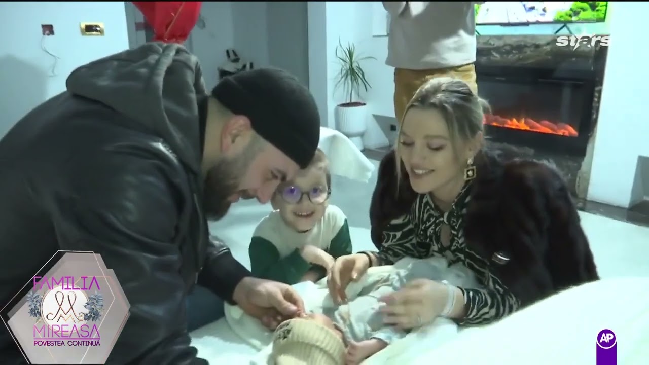 Bucurie mare în familia Alinei! Micuțul Heracles a intrat pentru prima dată în casă!