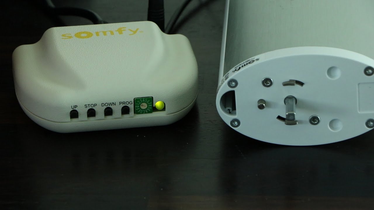 Setting up a Somfy Glydea 60E Motor and pairing Remotes incl the URTSI II