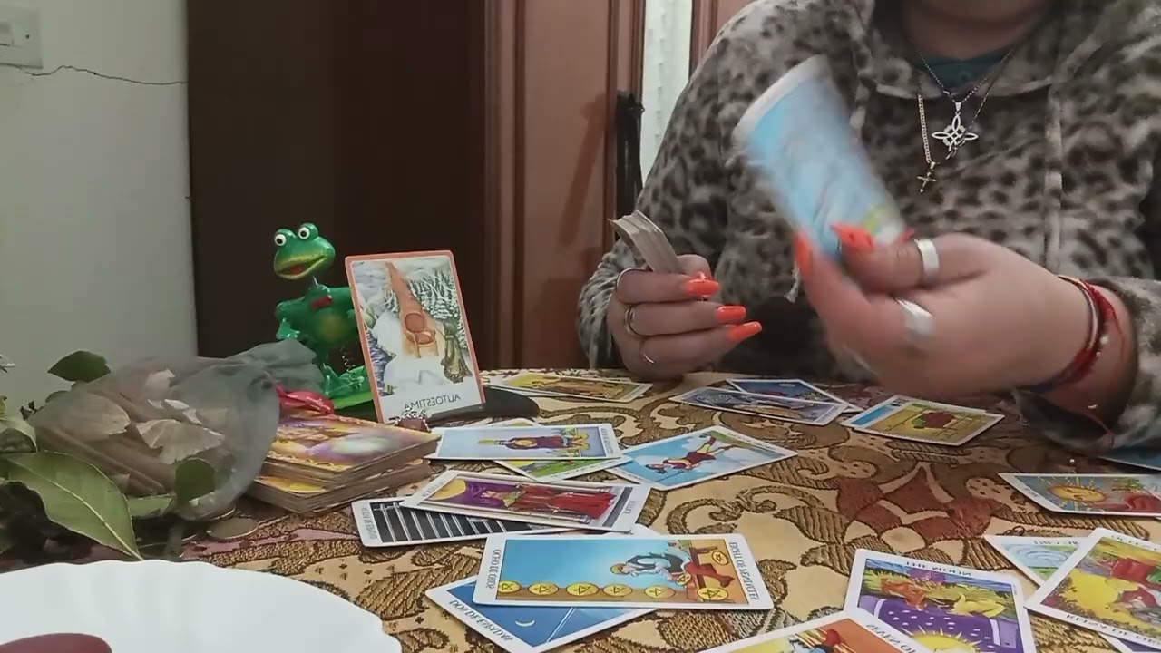Acuario marzo no paras cosas por arreglar , trabajo te agobia , el ❤️💕 viene pero no cambia 