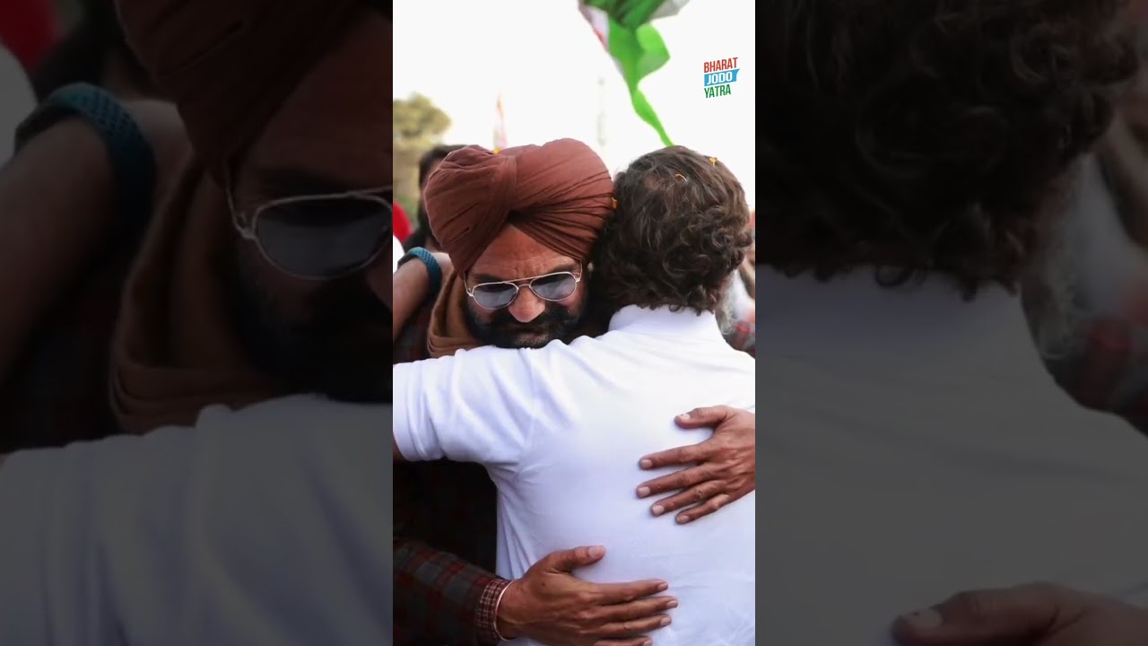 Sidhu Moosewala’s Father Walks With Rahul Gandhi In Bharat Jodo Yatra #shorts #sidhumoosewala