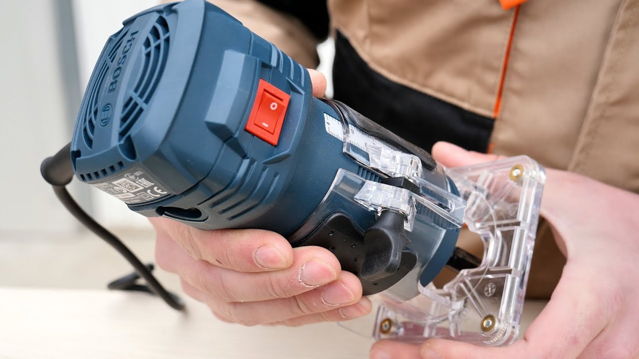 Bosch GKF 550, masina de frezat pentru o singura mana, motor de 550W si freze de 6mm
