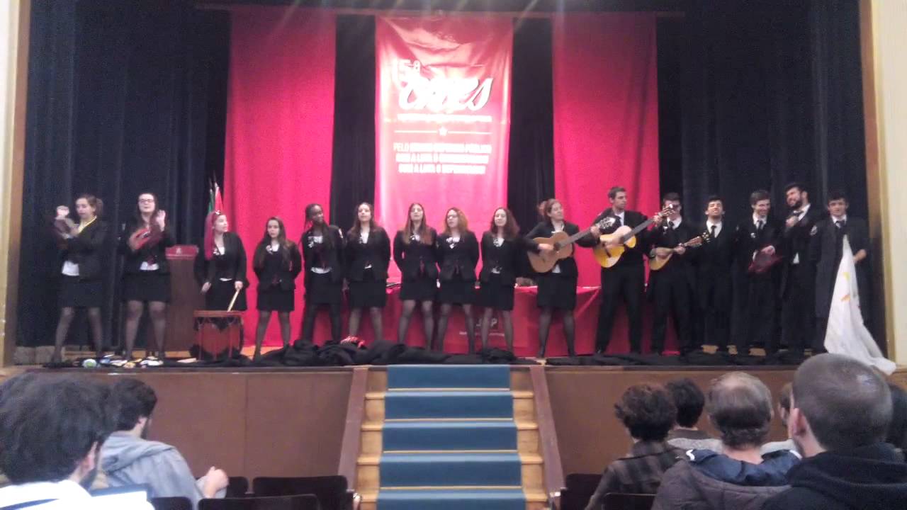 Hatuna Matata - Menina Caloira