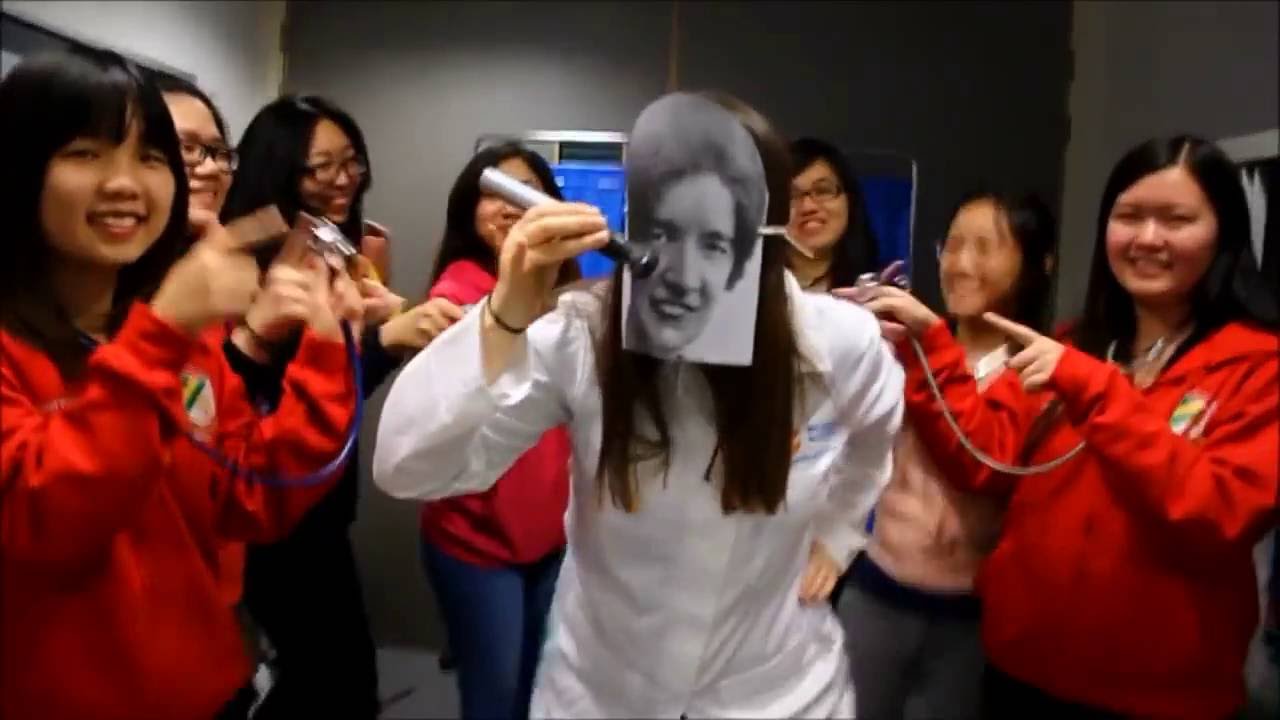 Sunderland University Pharmacy Level 4 Students & Staff  - Uptown Funk (2015)