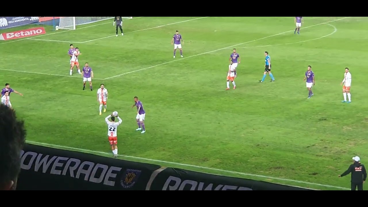 Otro momento del partido
