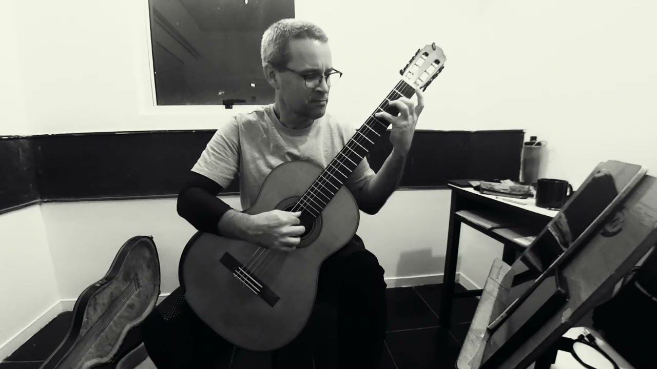 Estudando entre uma aula e outra: Exercício Op. 35 nº 17 (Moderato) -  Fernando Sor (1778-1839)