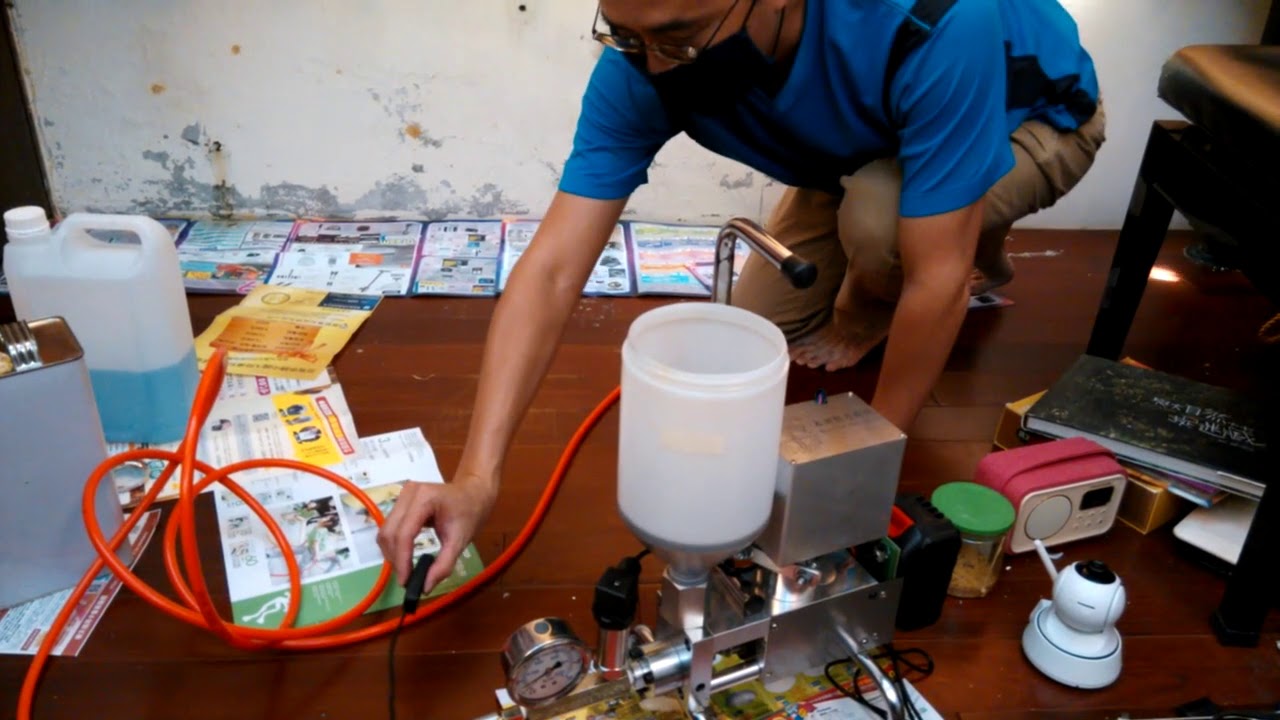 高壓灌注DIY施工施工。影片使用充電式高壓灌注機示範，一般插電式工法原則相同。