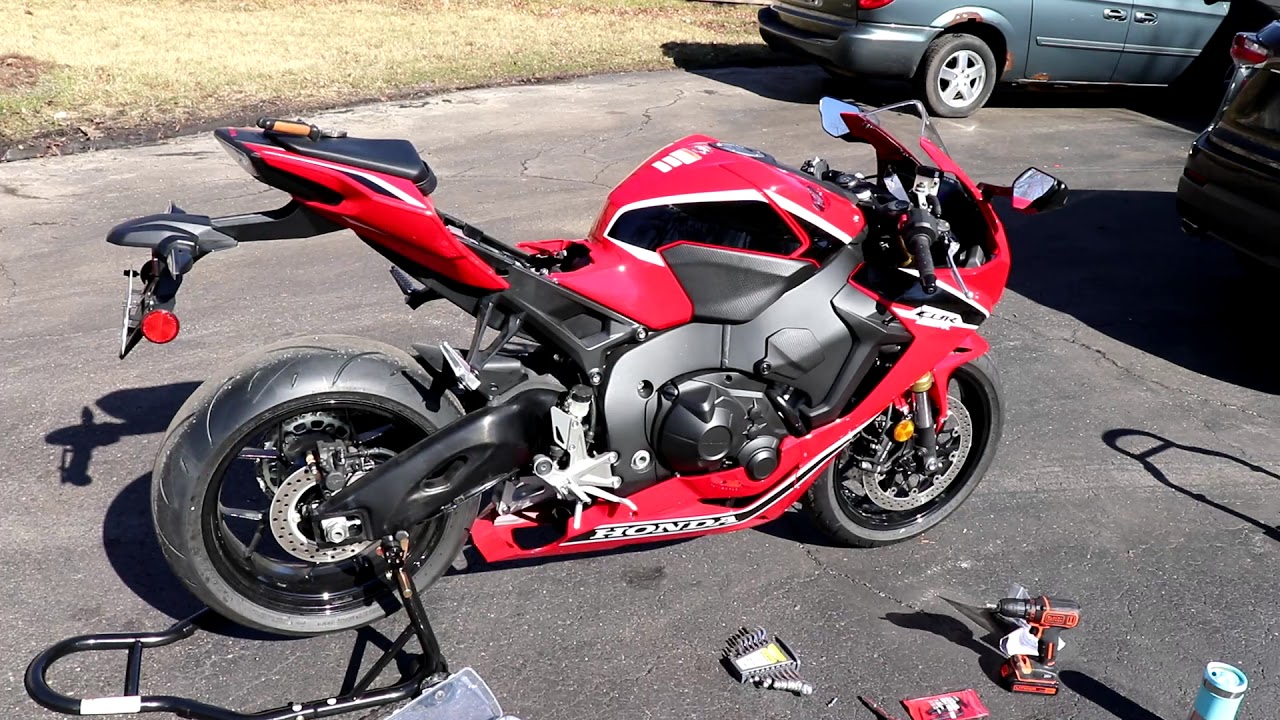 2017 HONDA CBR 1000RR M4 EXHAUST
