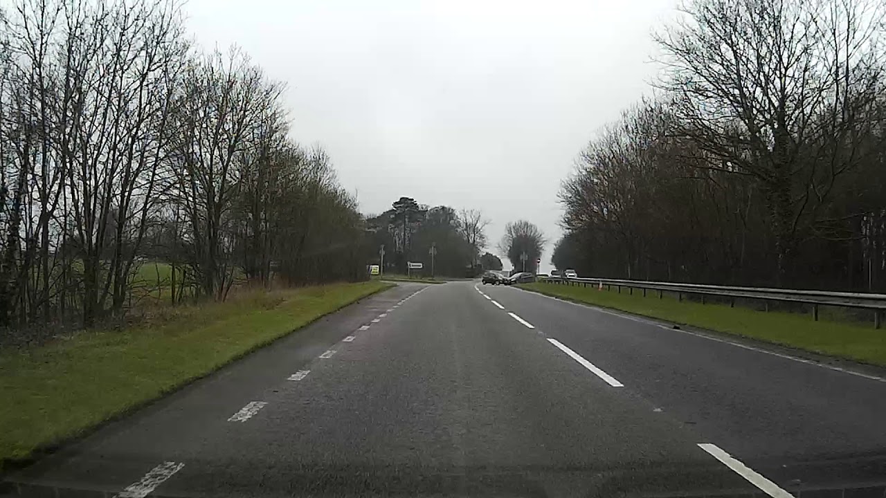 Cambs Dashcam - A505 Royston, Baldock, Hertfordshire: Collision between Kia and Nissan.