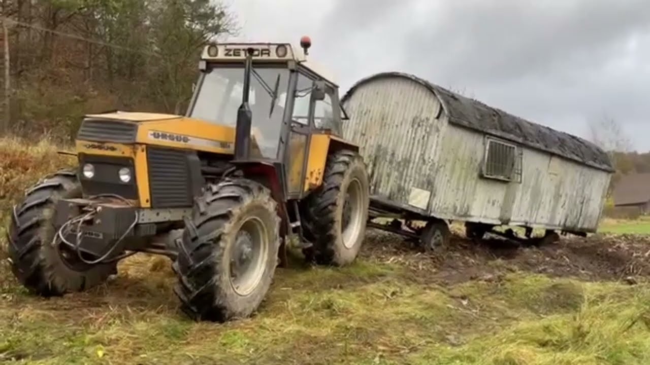 Obowiązki młodego rolnika #14 _ Wyciąganie barakowozu z krzaków ursus 1224 & 912 w akcji
