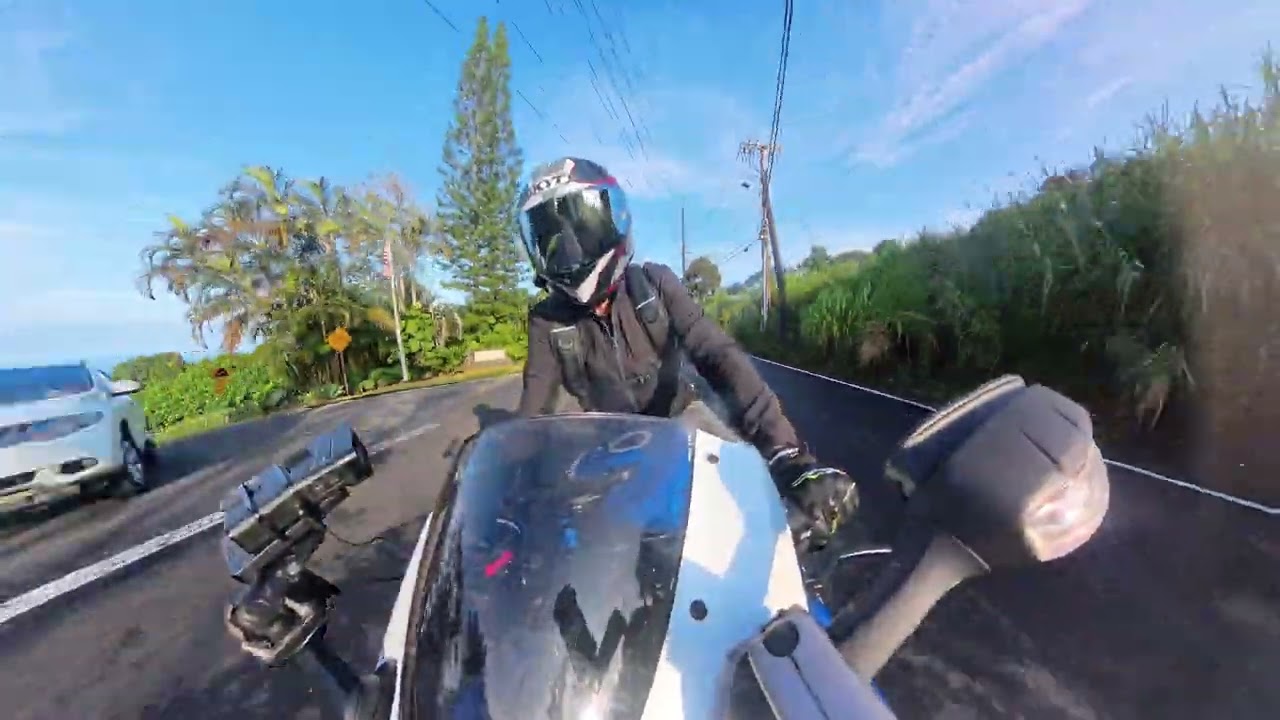 12/07/25 - GIXXER 750 vs YAMAHA XSR 900 HAWAII