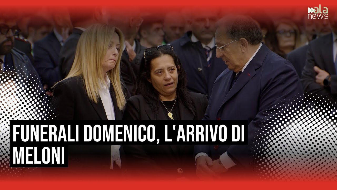 Nola, l'arrivo della premier Meloni giunta per i funerali di Domenico