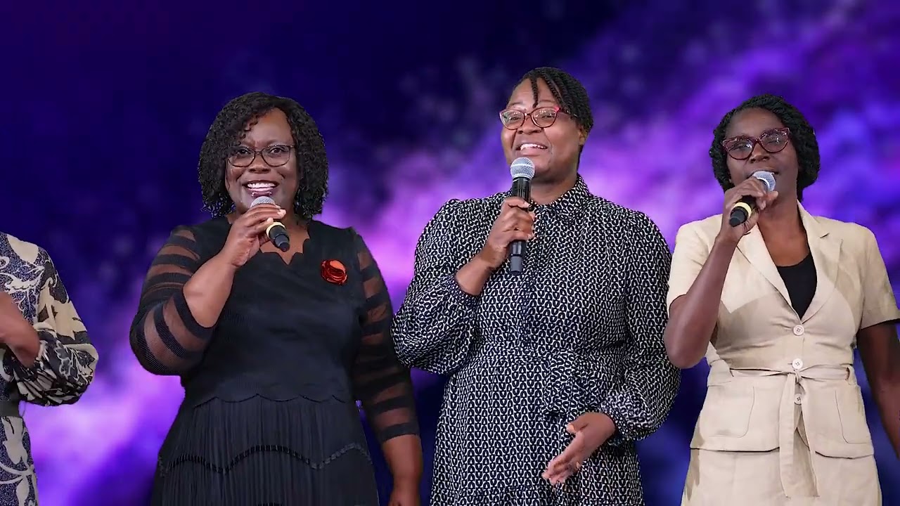 Moyo ukutondera kupinda musabata . || Singing group || Nharirire ||