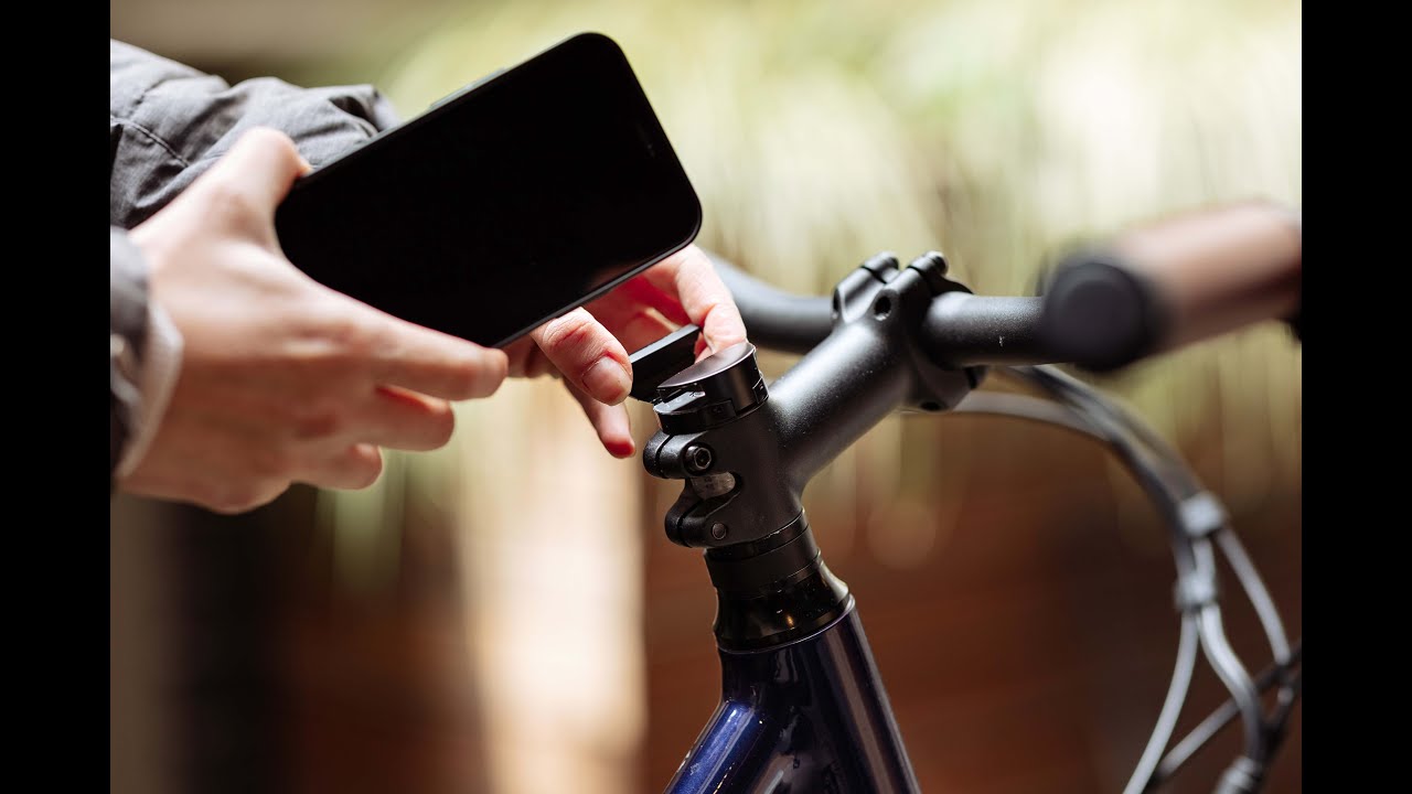 Micro Mount - The ultra-compact stem phone mount | Loop