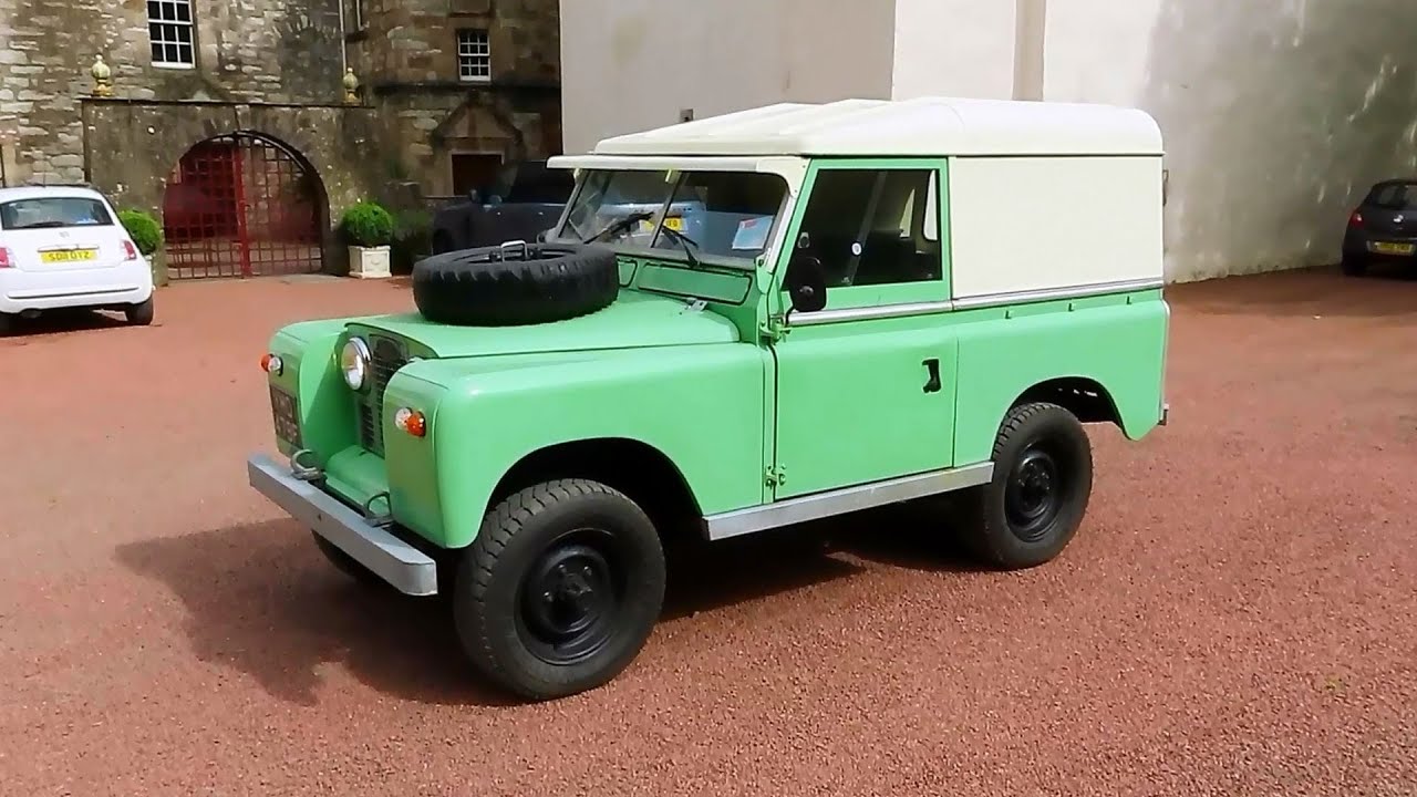 1968 Land Rover Series 2A - Start up and full vehicle tour