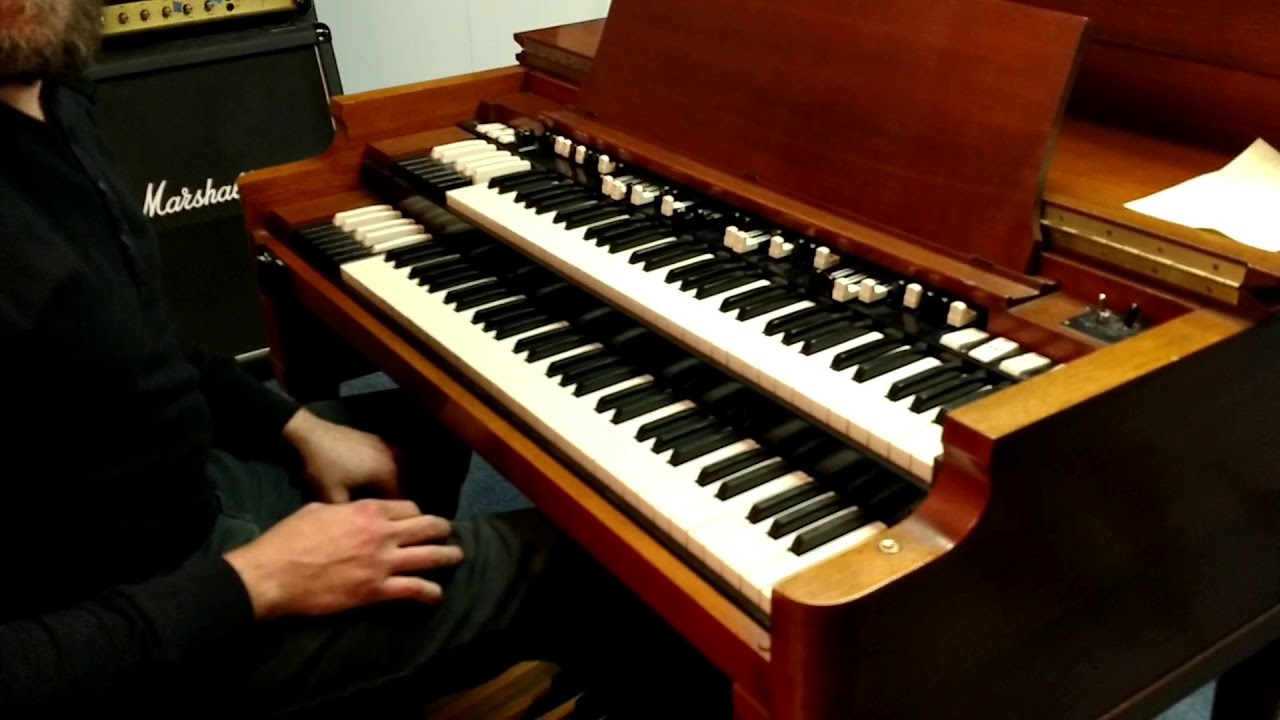 1958 Hammond B3 - Tone Generator Capacitor Replacement