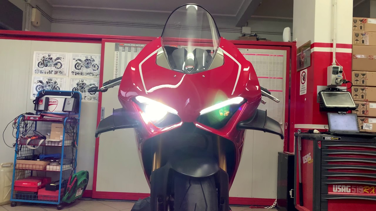 Ducati Panigale V4R Full Akrapovic  234 Cavalli Adrenalina Pura 4k