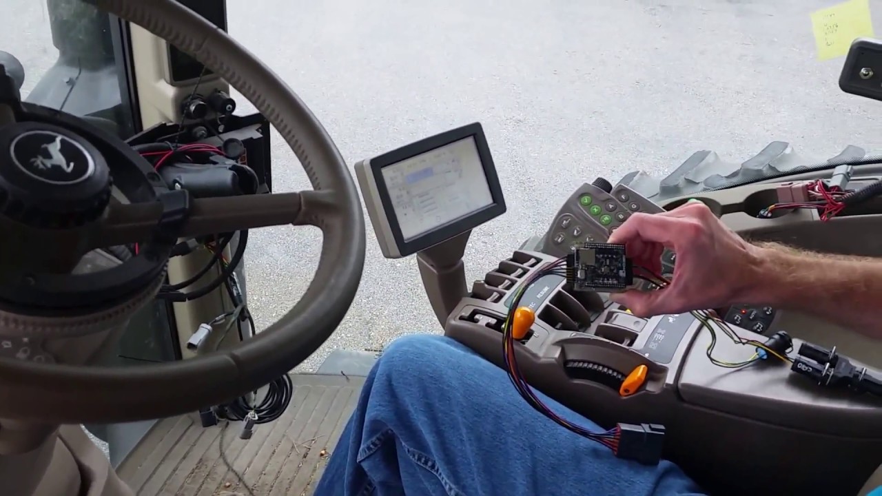 Macchina M2 on John Deere Implement ISO Bus.mp4