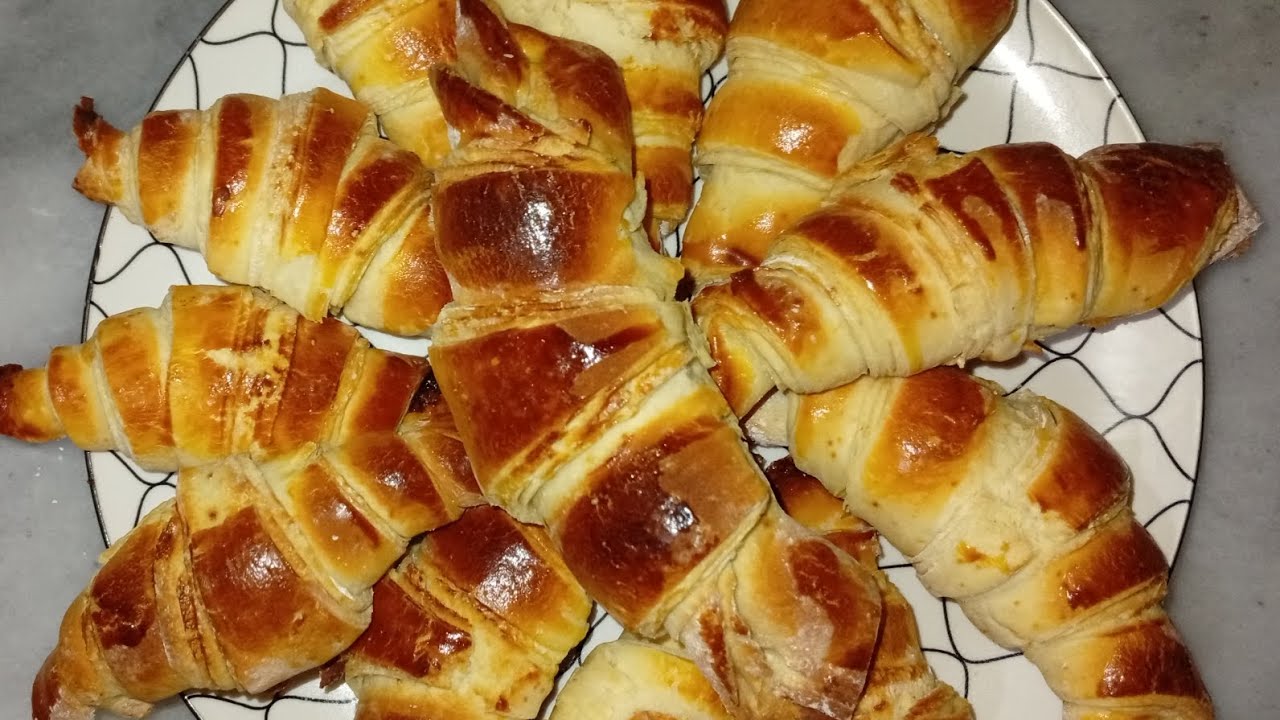 وصفة الكرواصون 🥐🥐مقرمش و مورق هايل 
