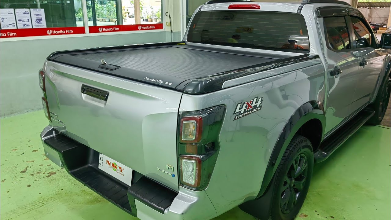 ฝาปิดกระบะเมาเท็นท็อป ติดตั้งในรถกระบะ ISUZU D-MAX 4d MOUNTAIN TOP MTR สนใจติดต่อ 086-7999888