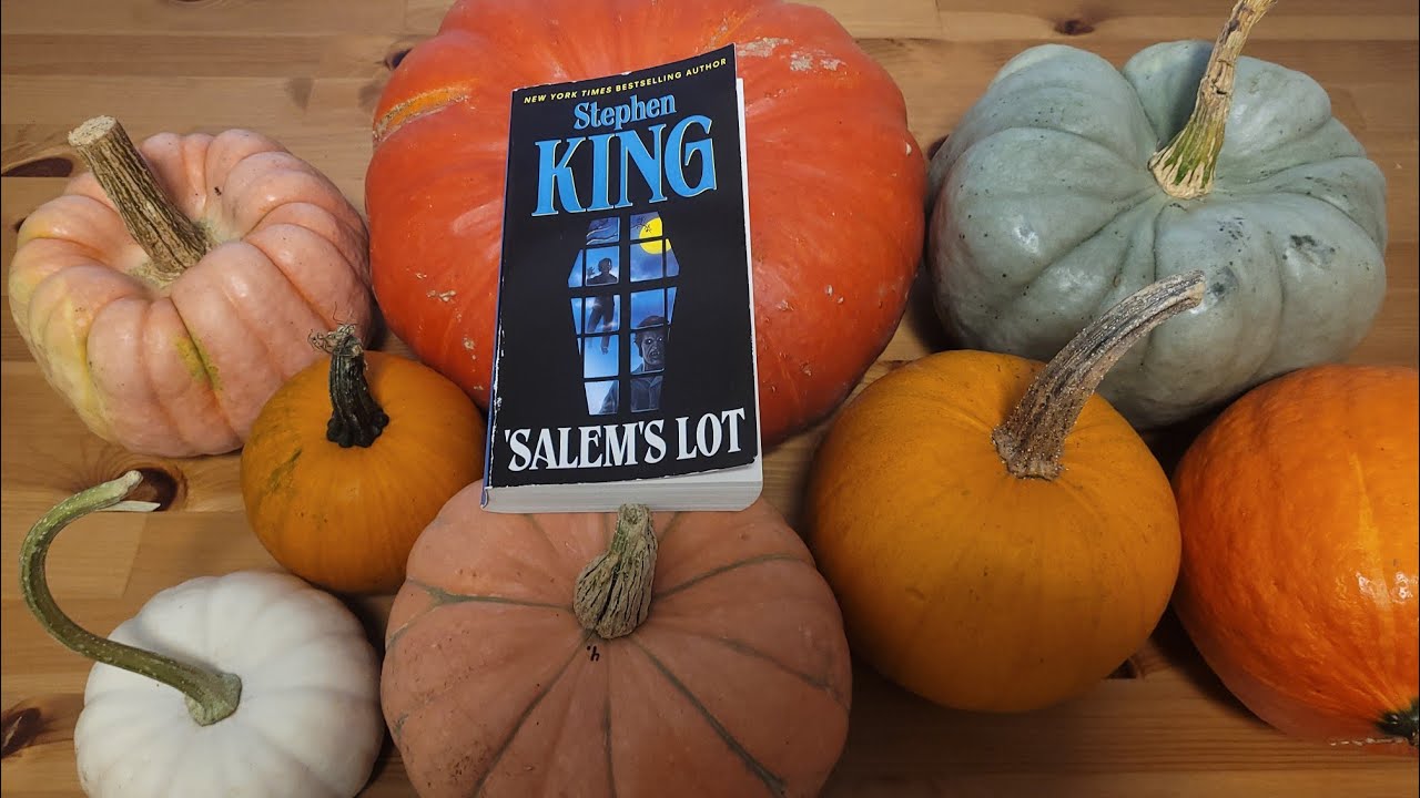 🎃 Salem’s Lot is the PERFECT Stephen King Book for Halloween 🎃