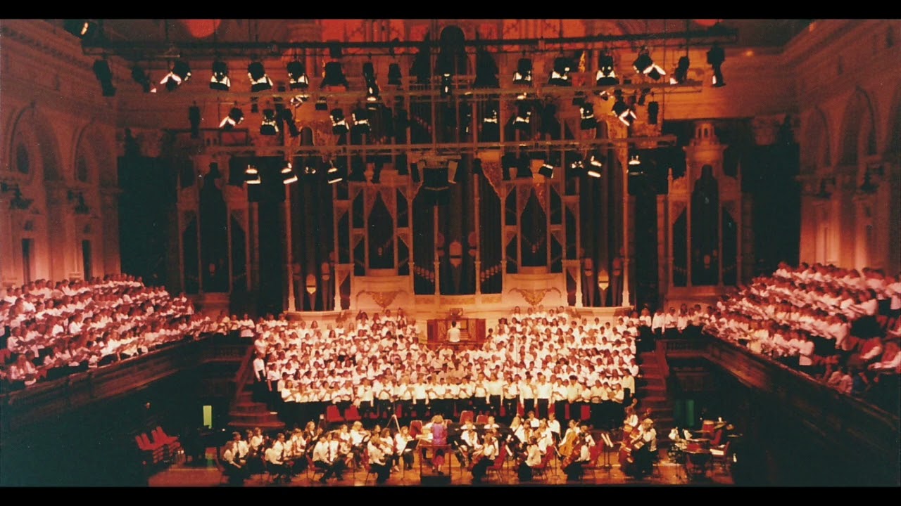 Now thank we all our God (arr. Rutter) - Sydney Town Hall