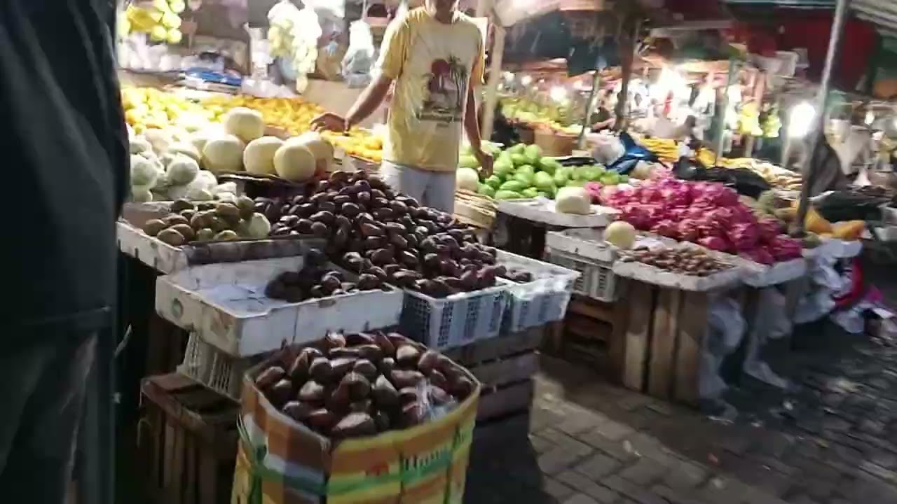 Mengunjungi Pasar kue subuh ciledug
