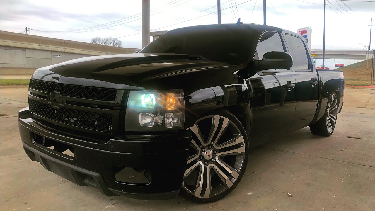 4/7 dropped Silverado with 26” replicas