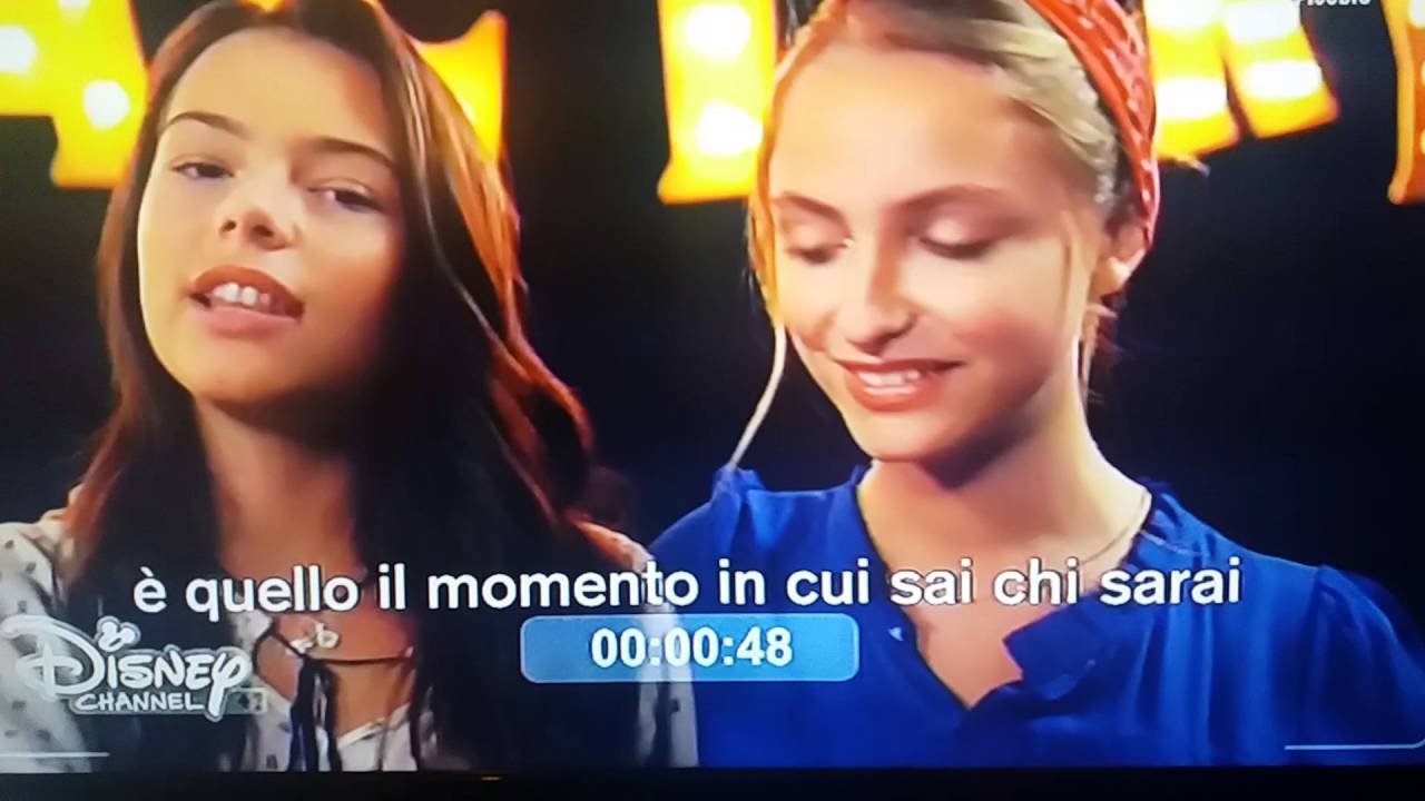 La nuova canzone scritta da Nicole (alex e co 3)
