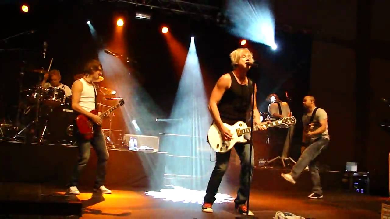 Sunrise Avenue - Forever Yours (Tampere 15.10.09)